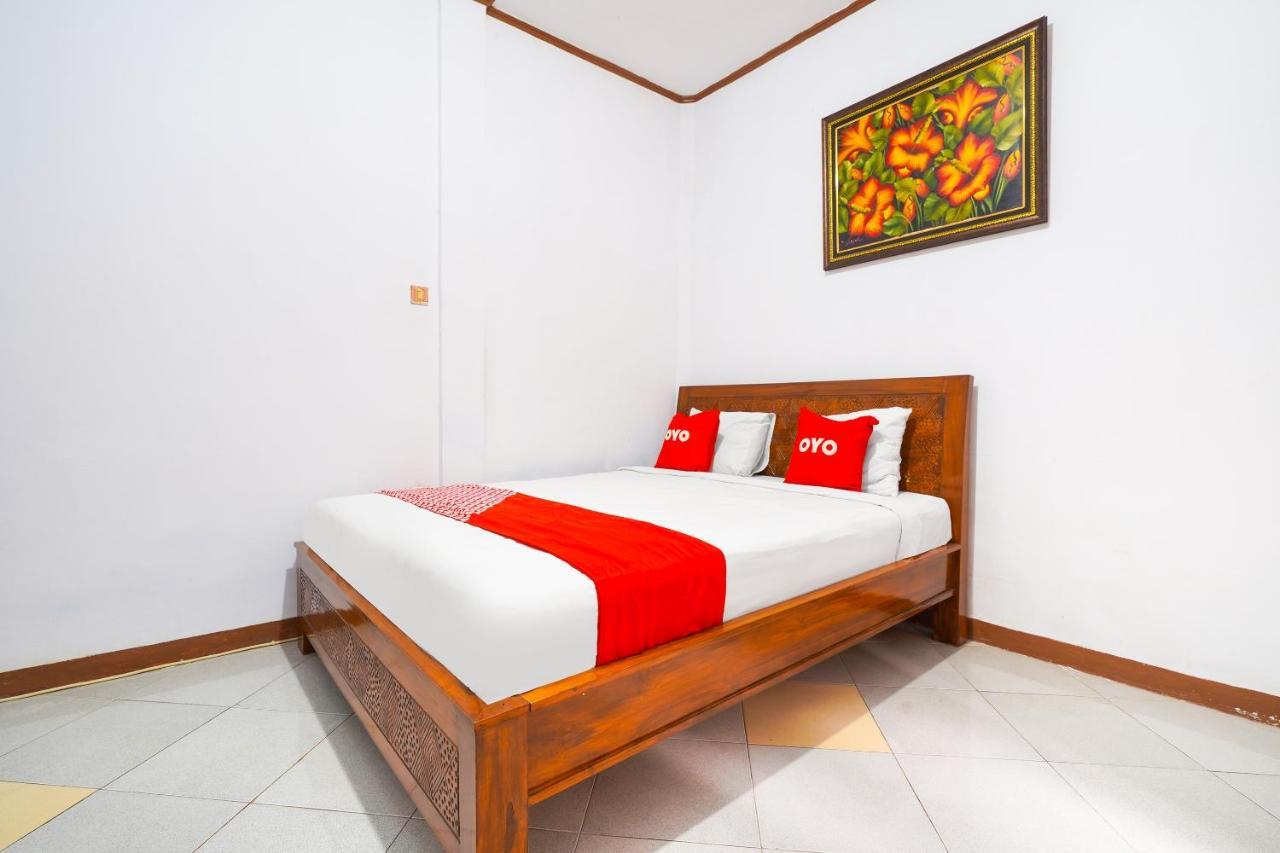 Oyo 91561 Gandhi Hotel Bandung Esterno foto